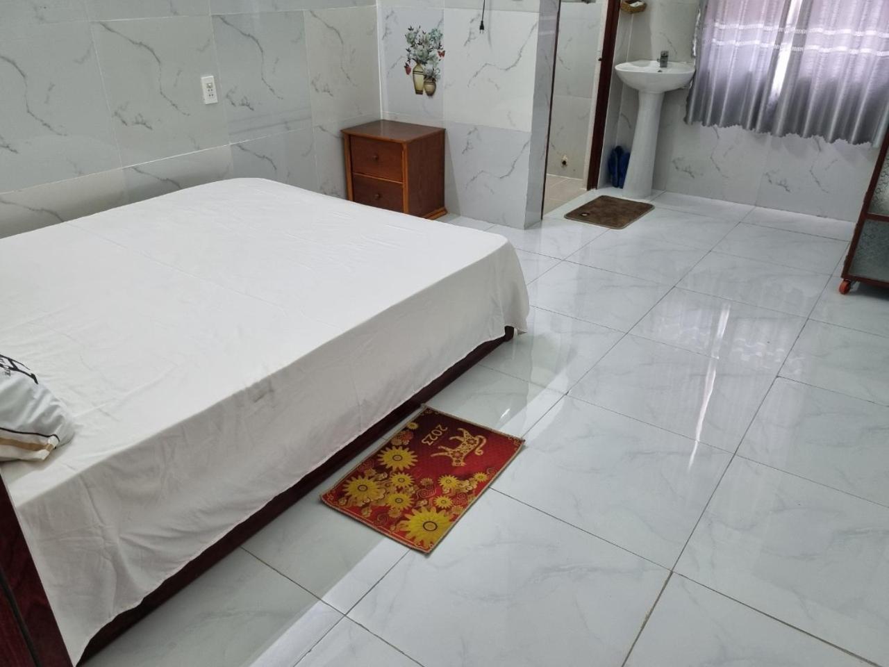 Khách sạn Ngọc Quỳnh La Gi Exterior foto