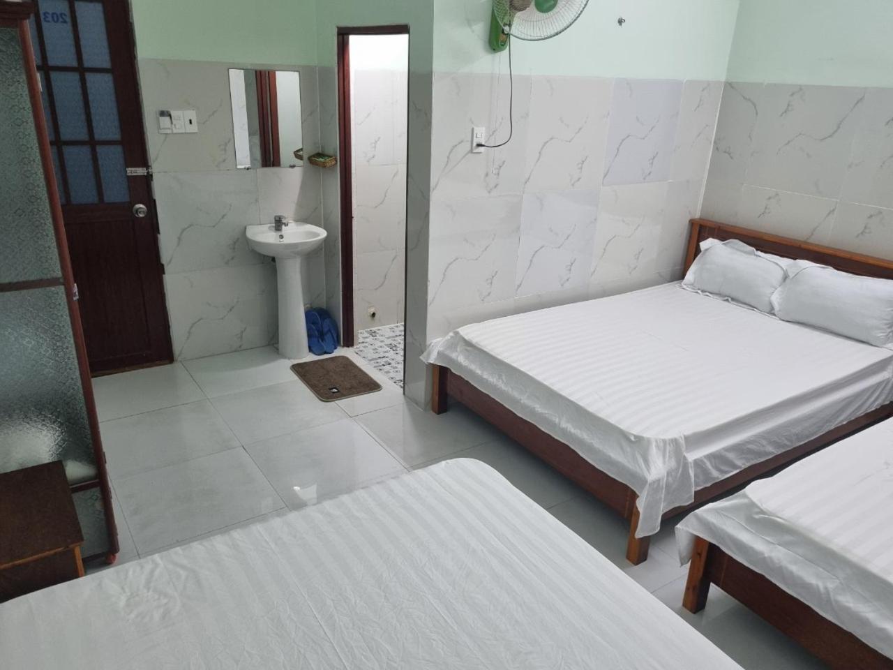 Khách sạn Ngọc Quỳnh La Gi Exterior foto